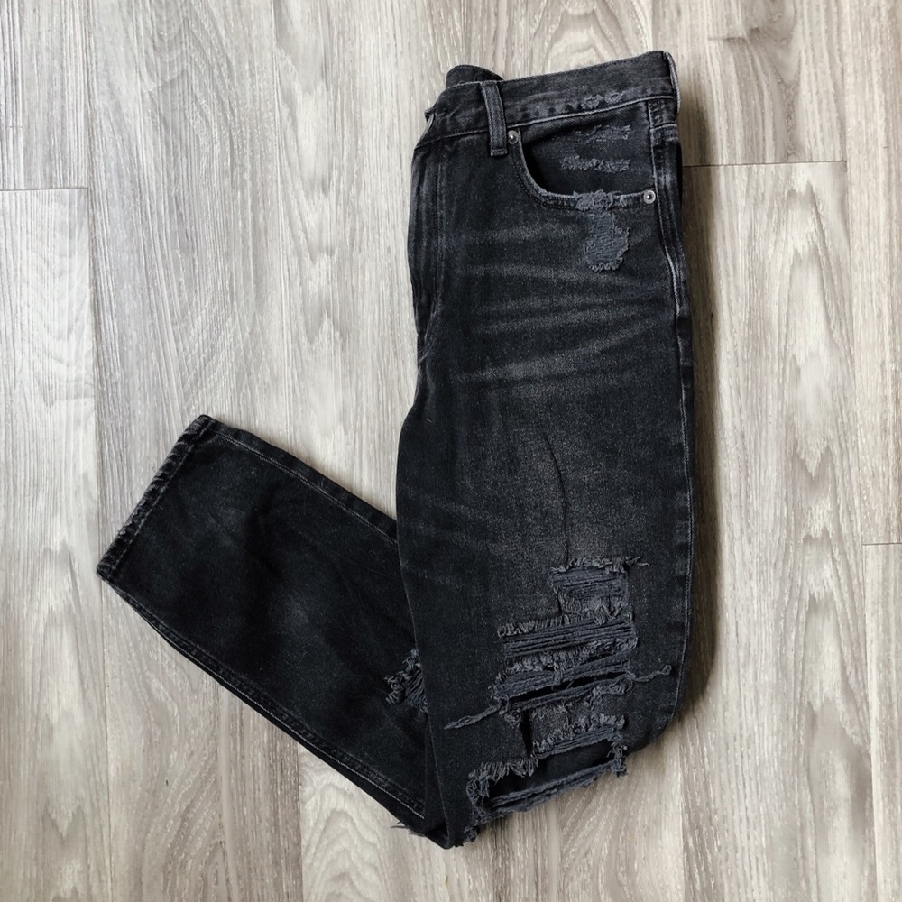 🖤$20🖤 AMERICAN EAGLE BLACK MOM JEANS